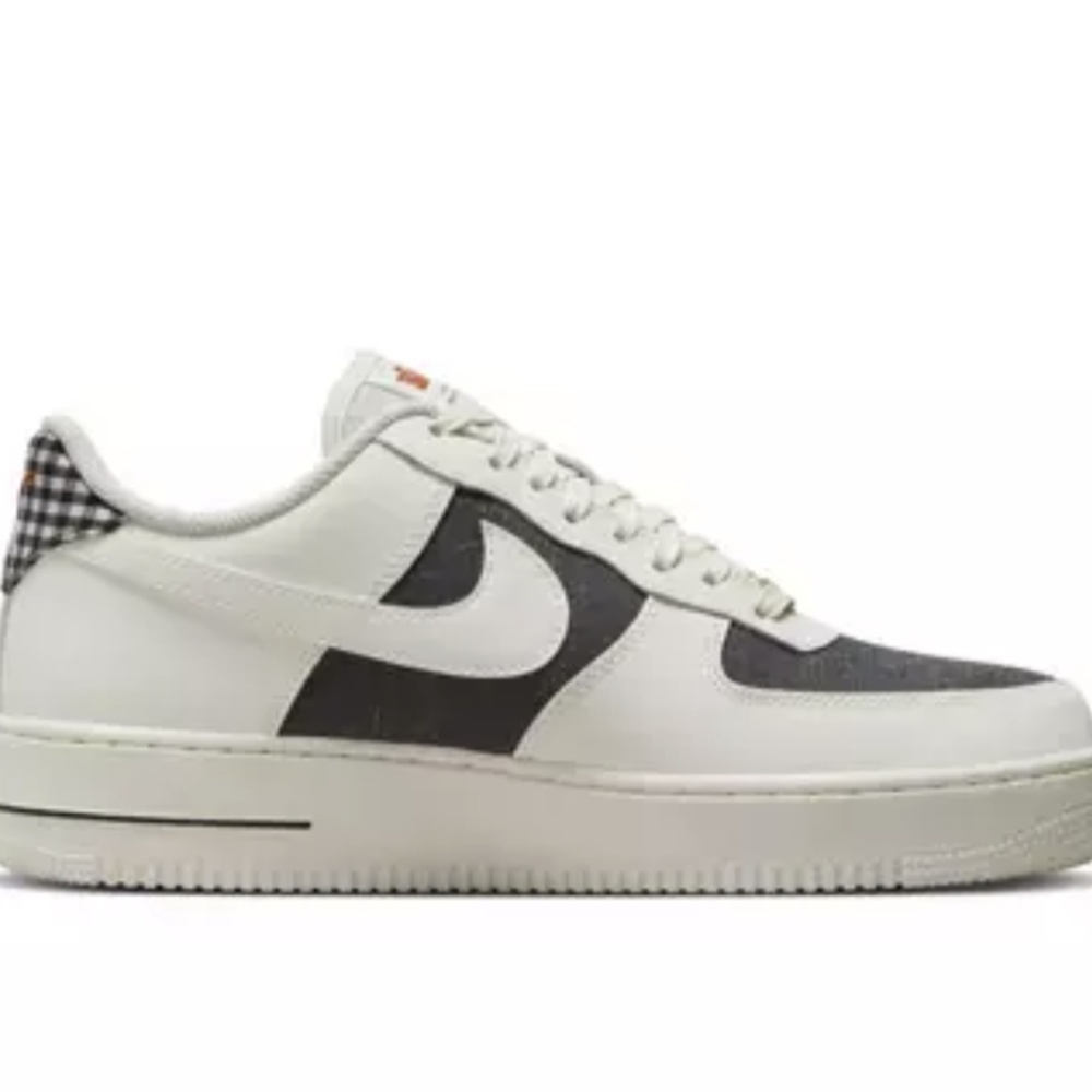 Nike Air Force 1 '07 Farmer's Market "Sail/Dark Smoke Grey/Safety Orange/Sail" - Picture 2 of 5